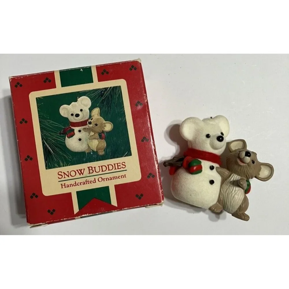 Snow Buddies 1986 Mouse Friends Hanging In The Snow Hallmark Ornament Christmas